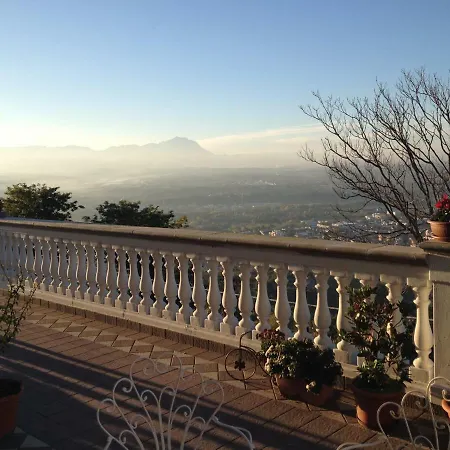 Via Col Vento Bed & Breakfast *