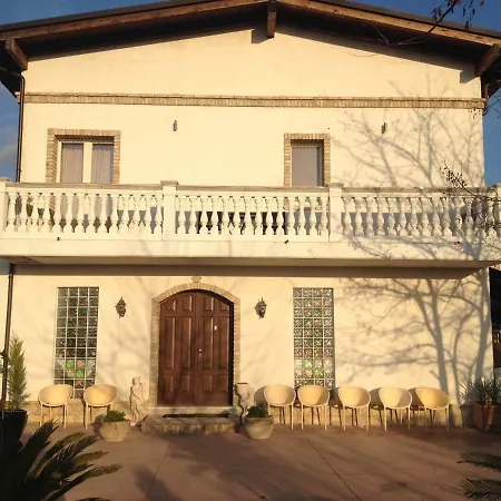 Bed & Breakfast Via Col Vento 3*