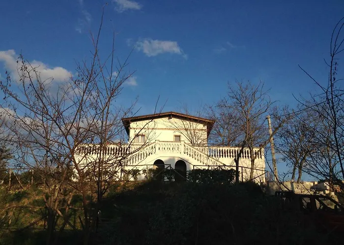 Bed & Breakfast Via Col Vento 3*